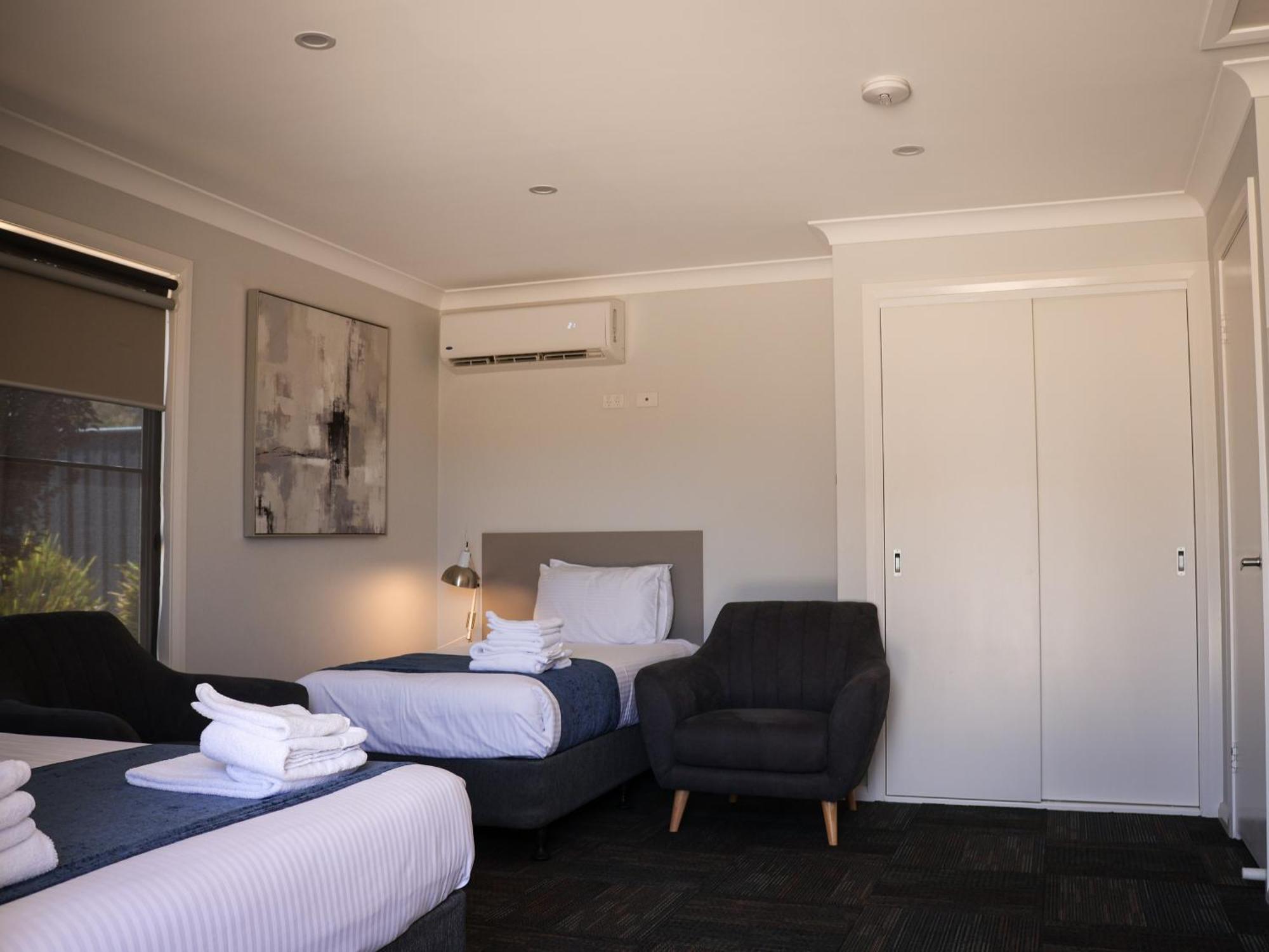 Eastend Studio Apartments ダボ エクステリア 写真
