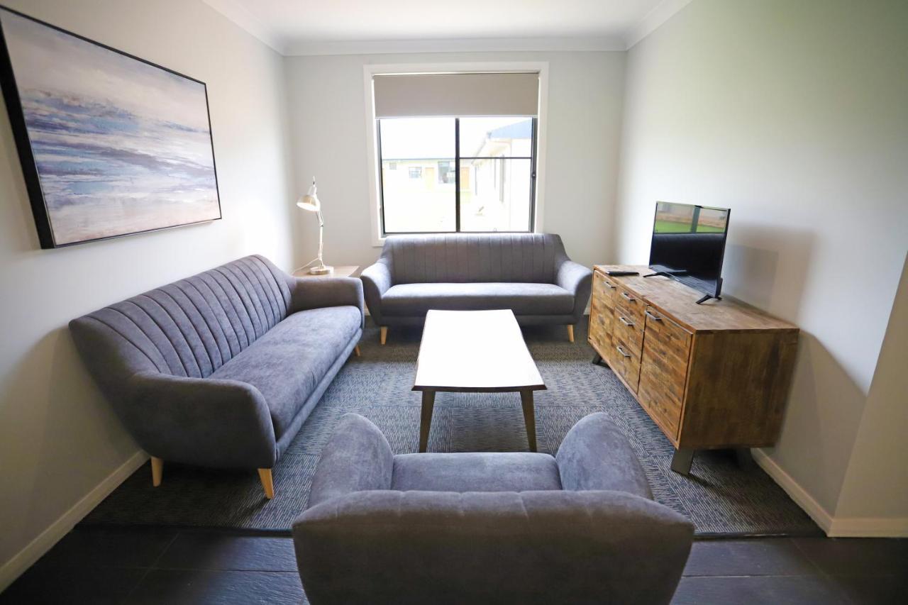 Eastend Studio Apartments ダボ エクステリア 写真