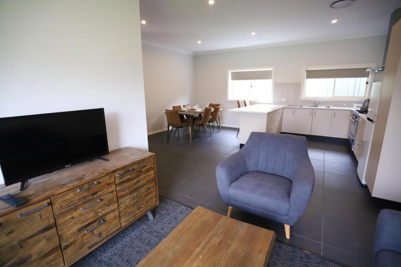 Eastend Studio Apartments ダボ エクステリア 写真