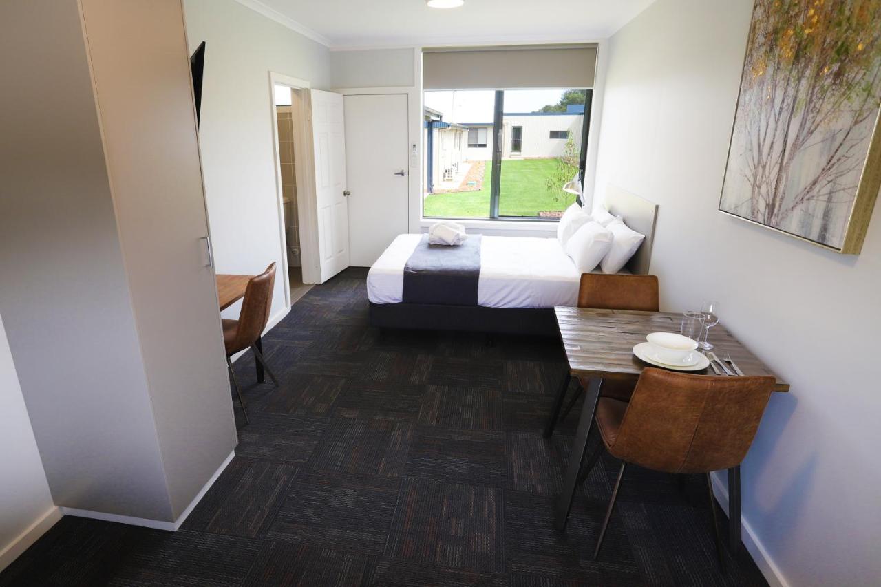 Eastend Studio Apartments ダボ エクステリア 写真